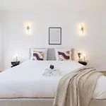 Poeticstay - Champs Elysees
